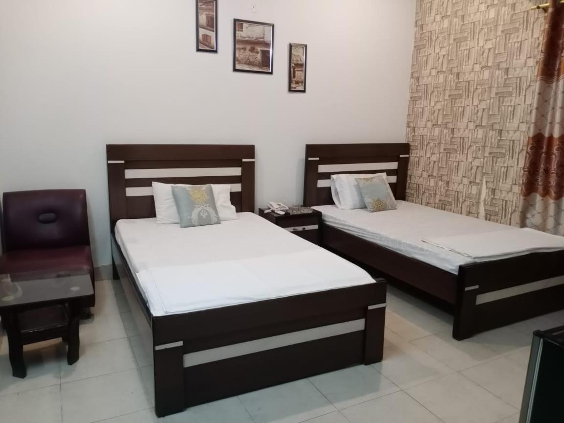 Al Raheem Guest House Hyderabad Eksteriør billede