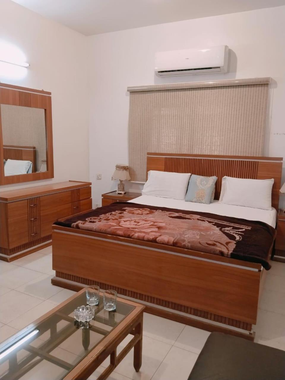 Al Raheem Guest House Hyderabad Eksteriør billede